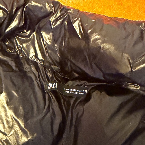 Zara black 100% feather water repellent down vest NWT - Picture 6 of 10